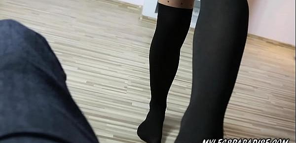  In nice sexy pantyhose tease my guy make show in pantyhose ride on him and tease his by my feet